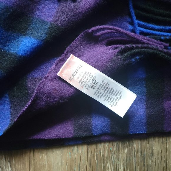 New With Tags Burberry Giant Check Cashmere Scarf for Women In Ribbon Color - Picture 12 of 15